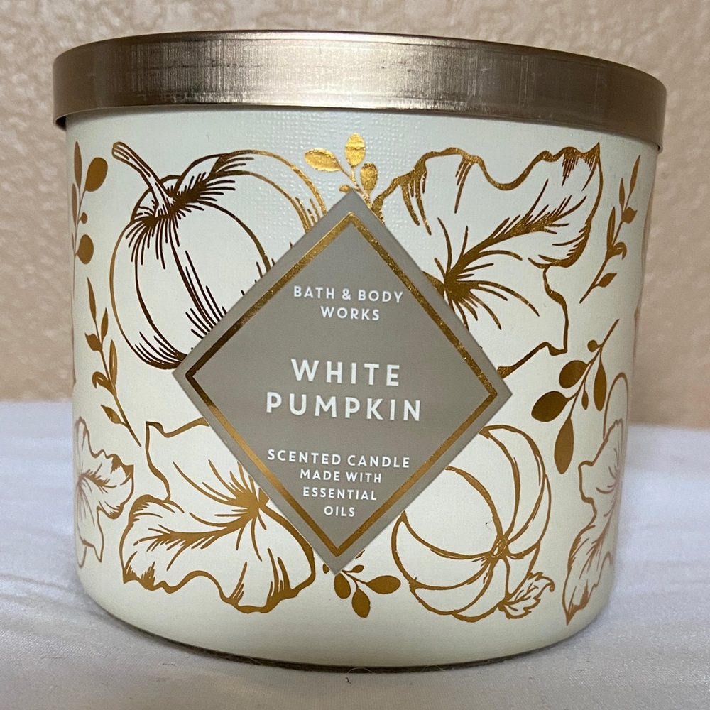 Bath & Body Works White Pumpkin Candle with Gold Floral Design